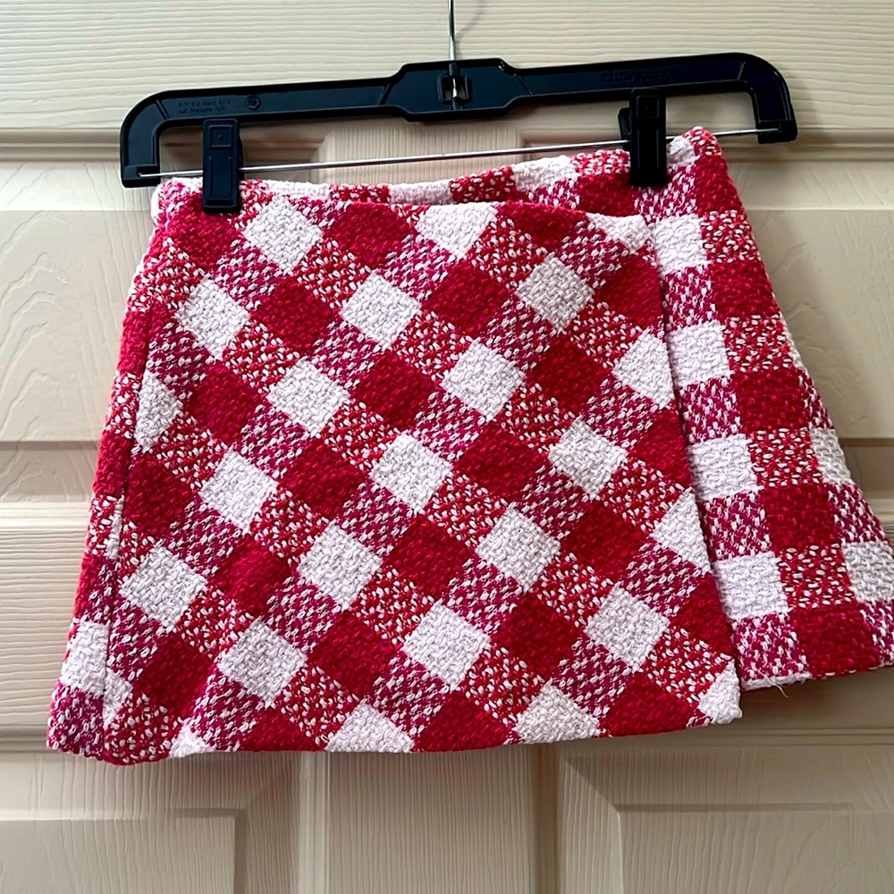 NWT. Zara Girl’s Pink Plaid Skort